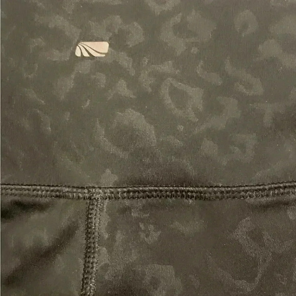 Marika black high rise waistband leggings S - Picture 4 of 4